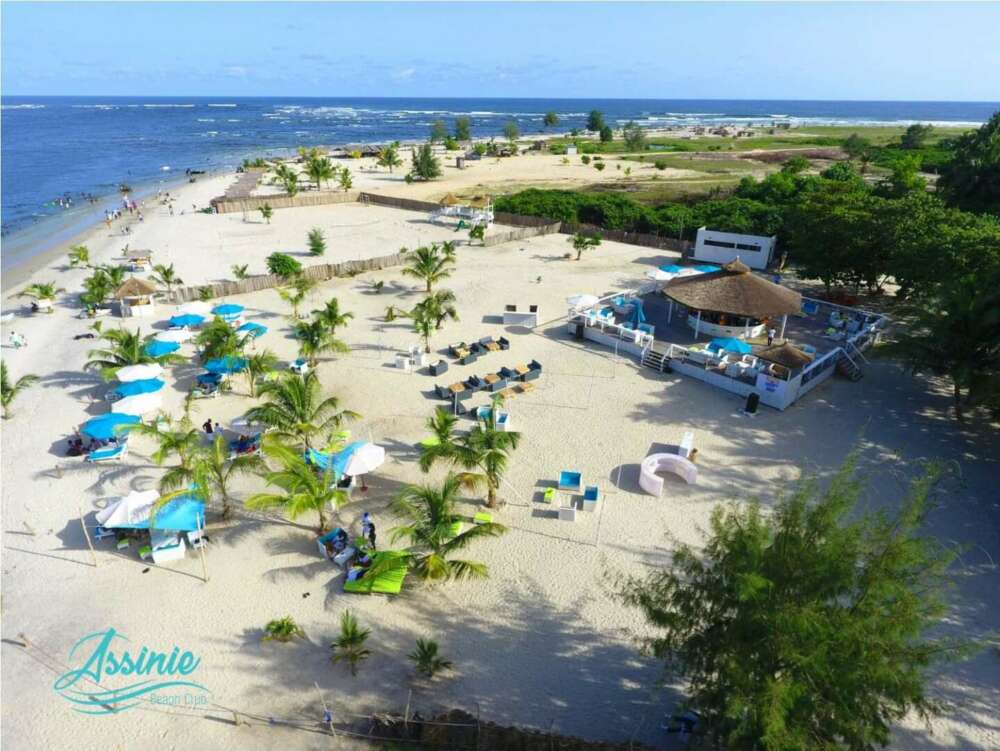 Commerces à Assinie